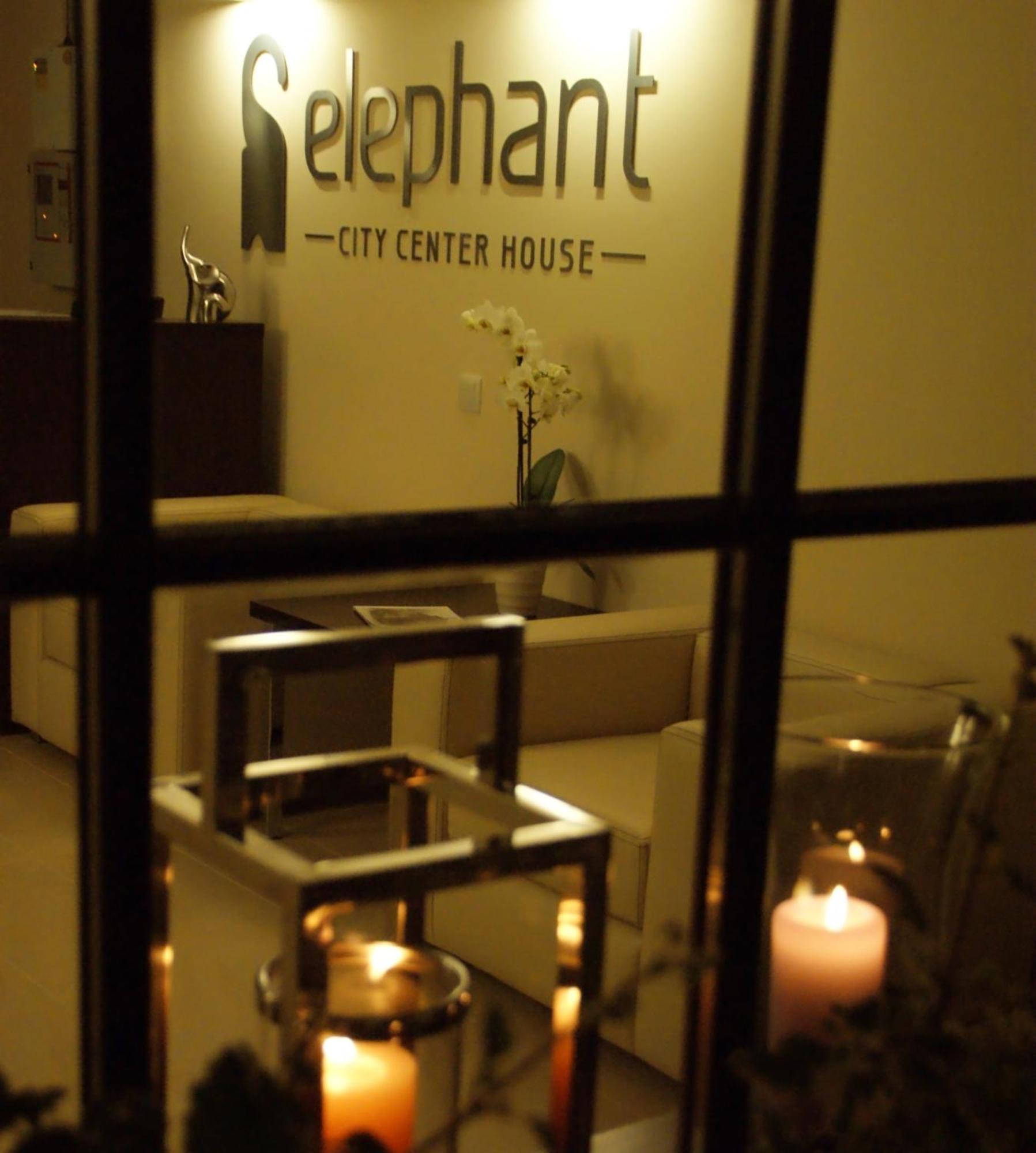 City Center House Elephant Poznań Kültér fotó